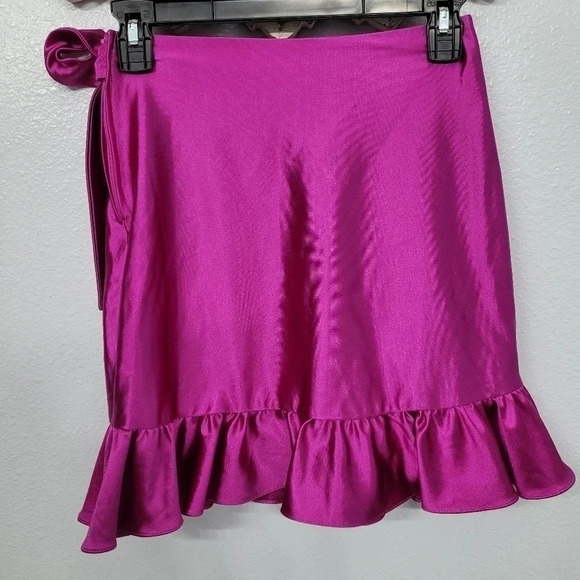 Dear Moon Ruffled Wrap Skirt - Picture 9 of 16